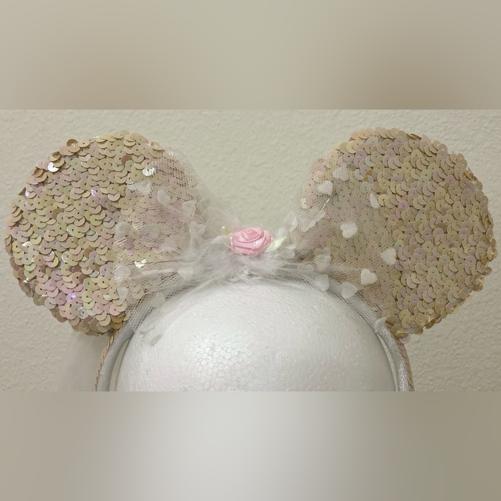 Disney Parks Bridal Minnie Mouse Ears Veil Bride Sequin Headband - Picture 2 of 13